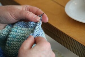 knitting, needle, mesh-3423095.jpg